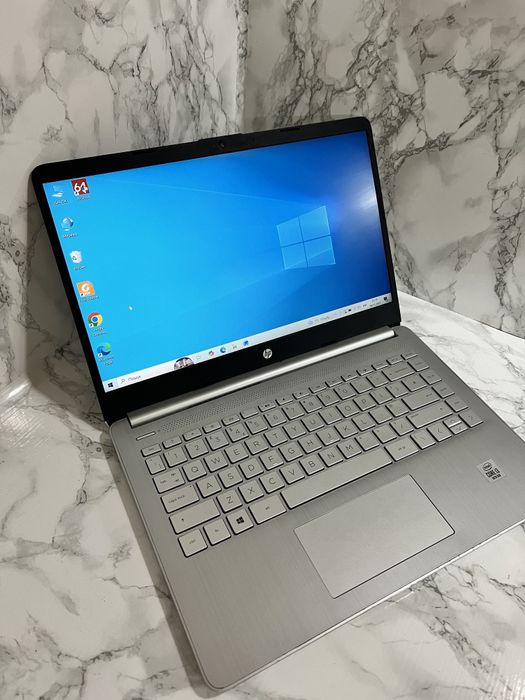 Ноутбук Hp 14s з гарантією 5 місяців