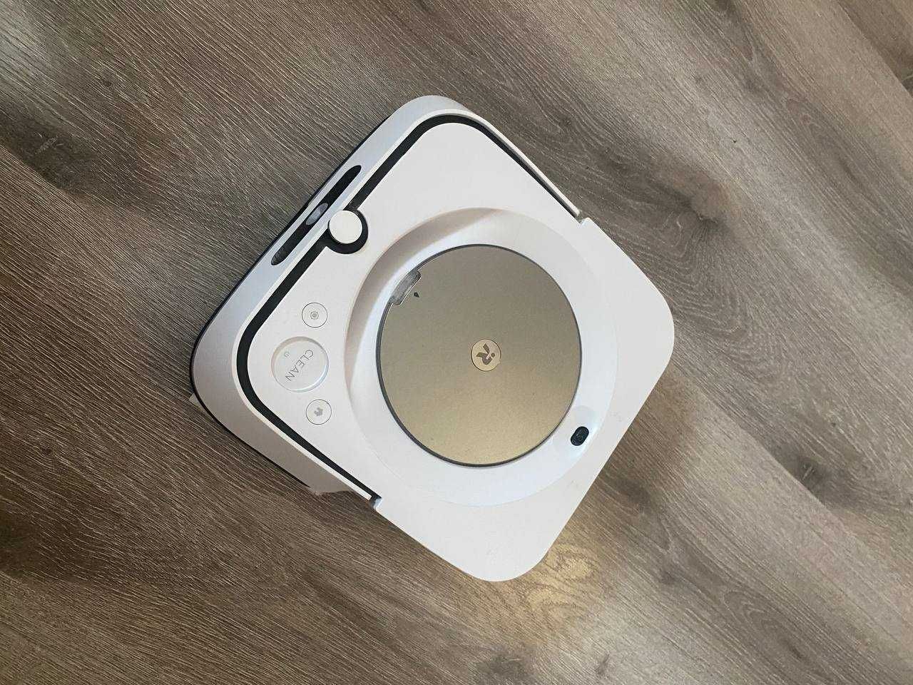 Миючий робот-пилосос IRobot Braava jet m6