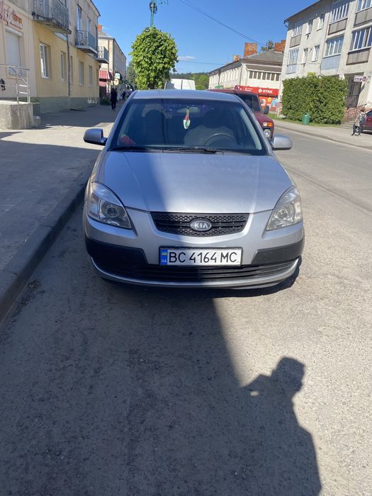 Продаю кіа ріо 2006 р