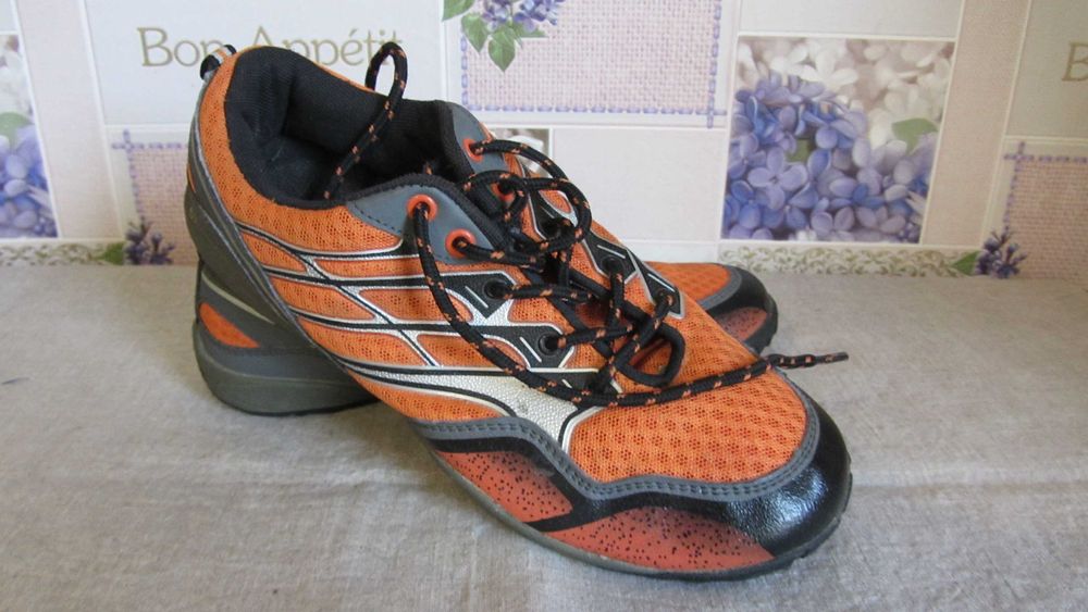 Кроссовки Crane 38 р. стелька 24,5 см