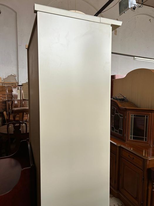 Solidna szafa 2 - drzwiowa