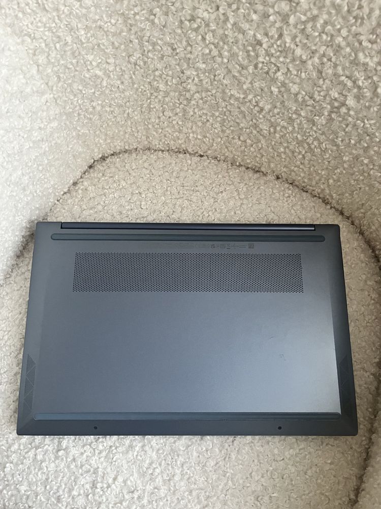 Hp pavilion 15 ryzen5 5500u 16ram 15.6” FHDips