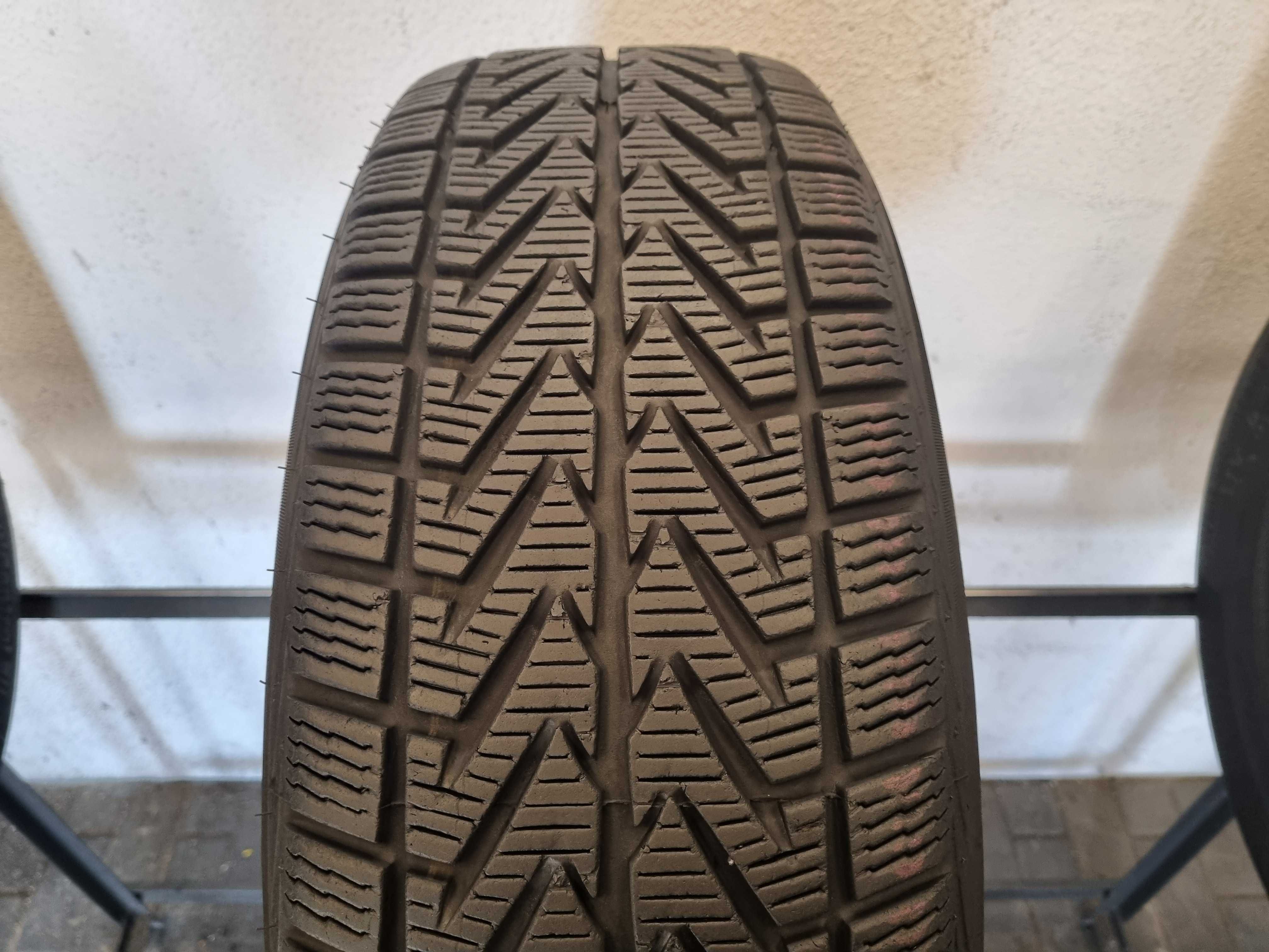 215/65/16 98H Vredestein Wintrac Xtreme D.3615