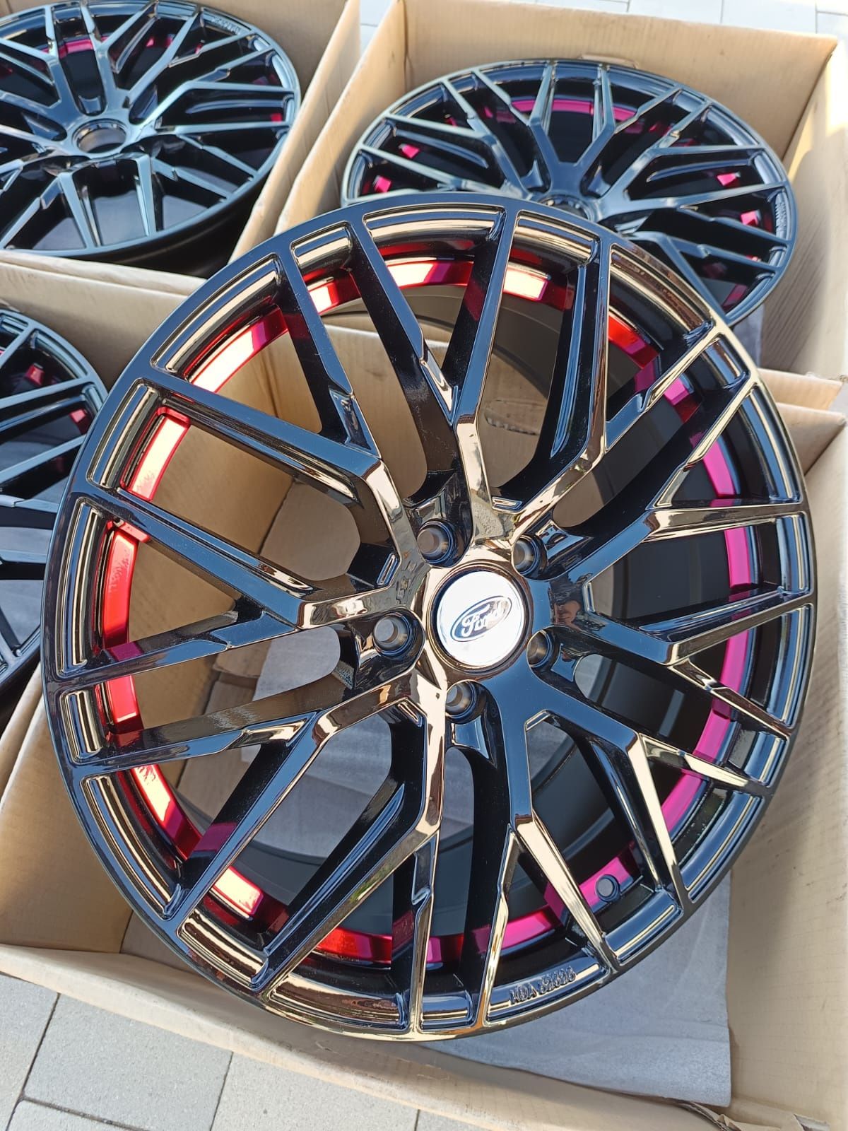#M6 Alufelgi R18 5x108 Volvo S40 V50 S60 V60 S80 V70 XC60 XC70 XC90