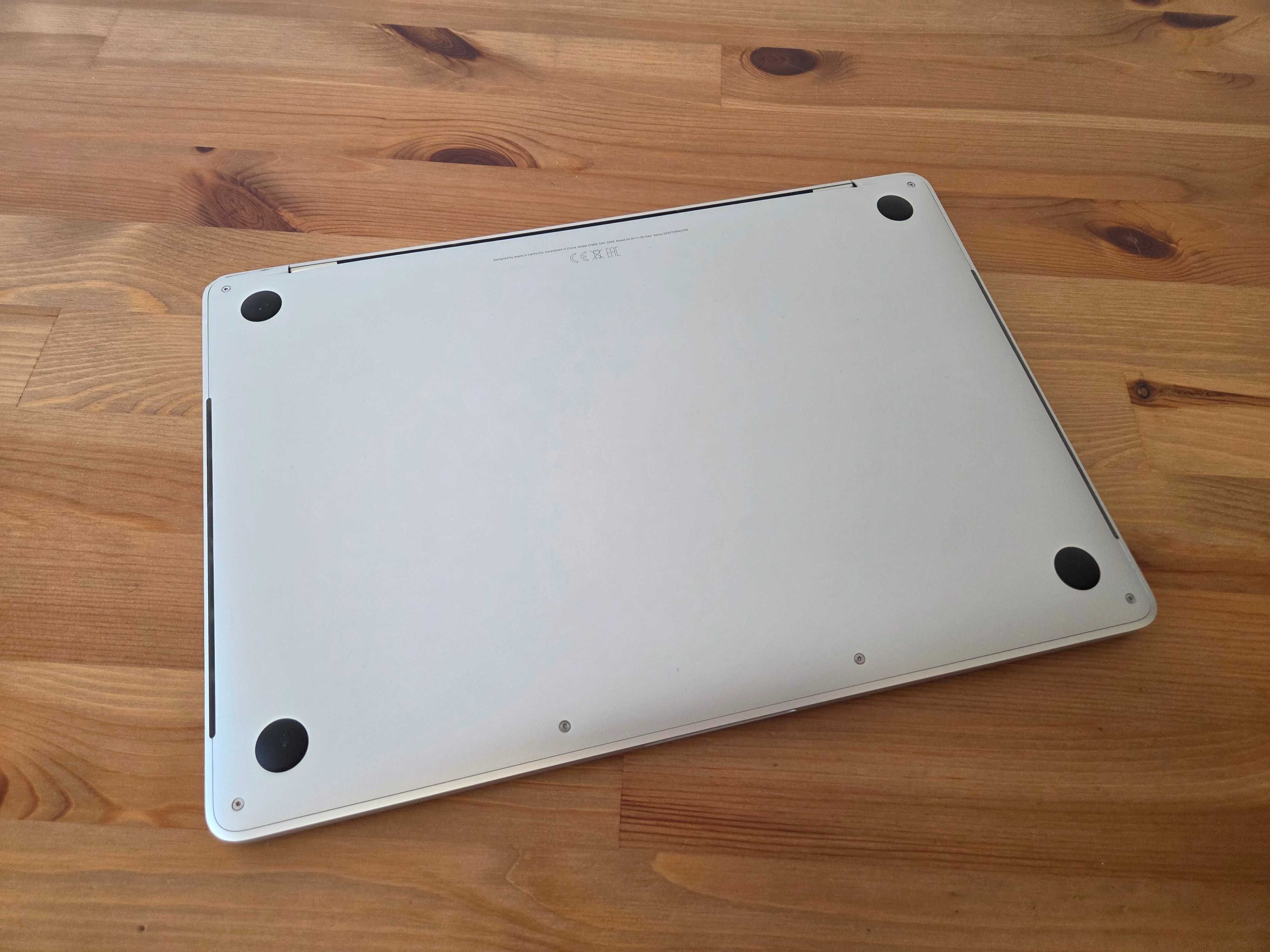 Ноутбук Apple Macbook Pro 13" A1989 i7 16gb 512Gb #1