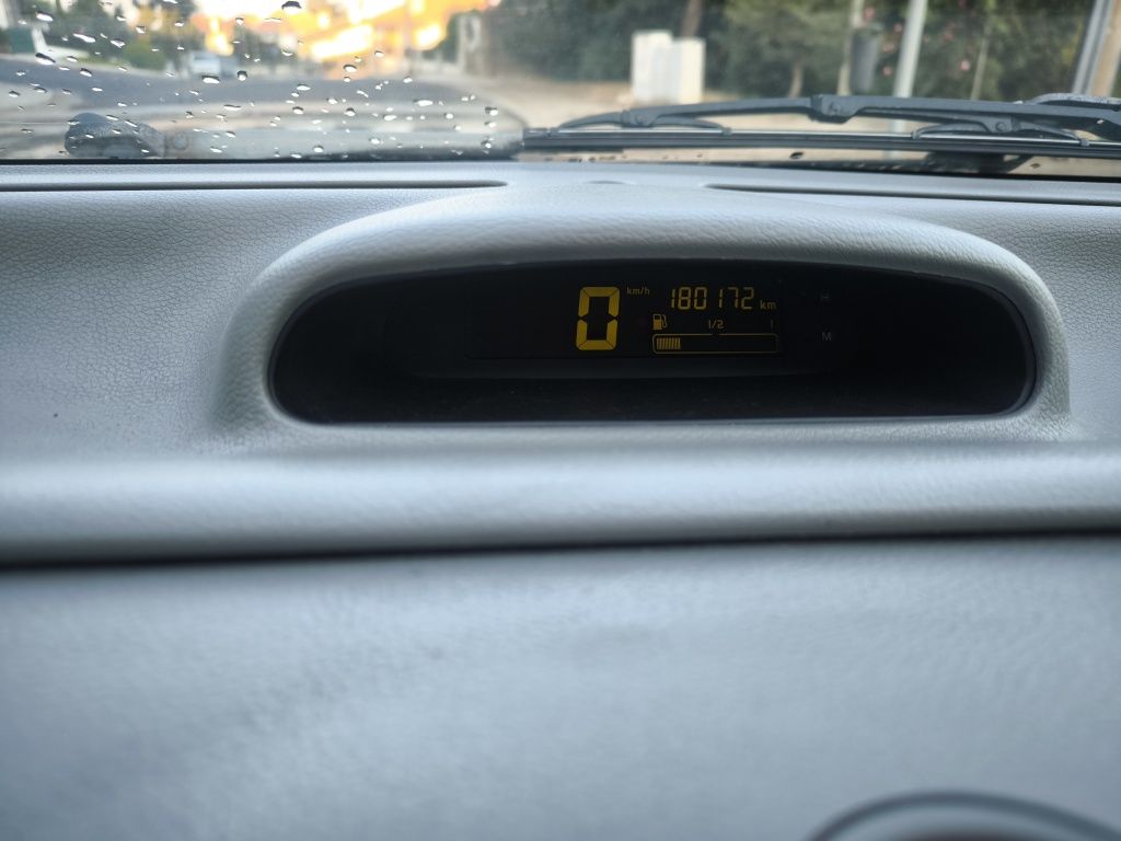 Renault Twingo initiale teto panorâmico