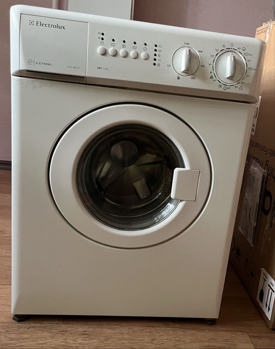 Неробоча  Electrolux ewc1150, висота 65см