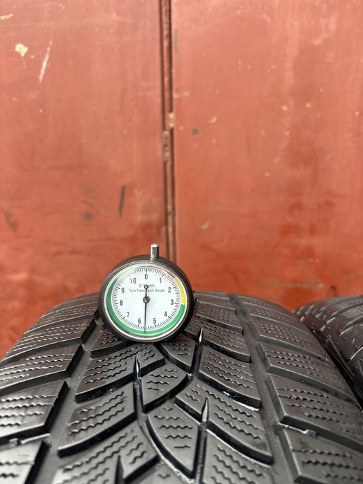 215/55/16 R16 Goodyear UltraGrip Performance зима 2 шт