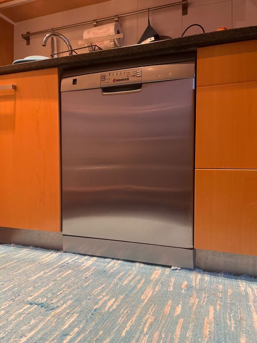 Máquina de lavar louça Hoover - oferta