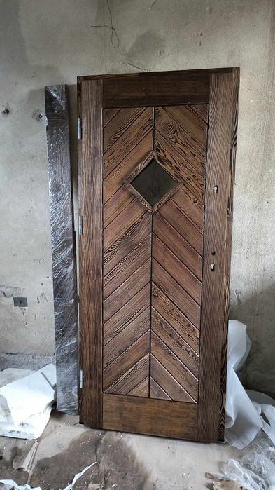 Nowe drzwi drewniane lite sosnowe 2 szt