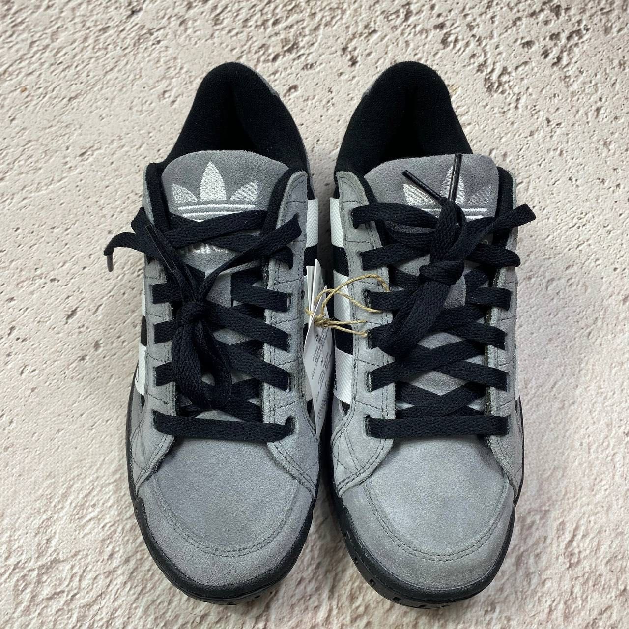 ih2228 нові! 2024 оригінал adidas lwst grey кросівки campus