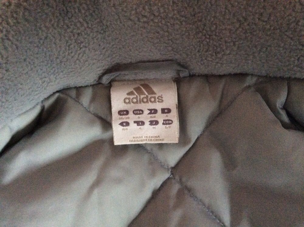 Куртка Adidas оригинал новая размер L