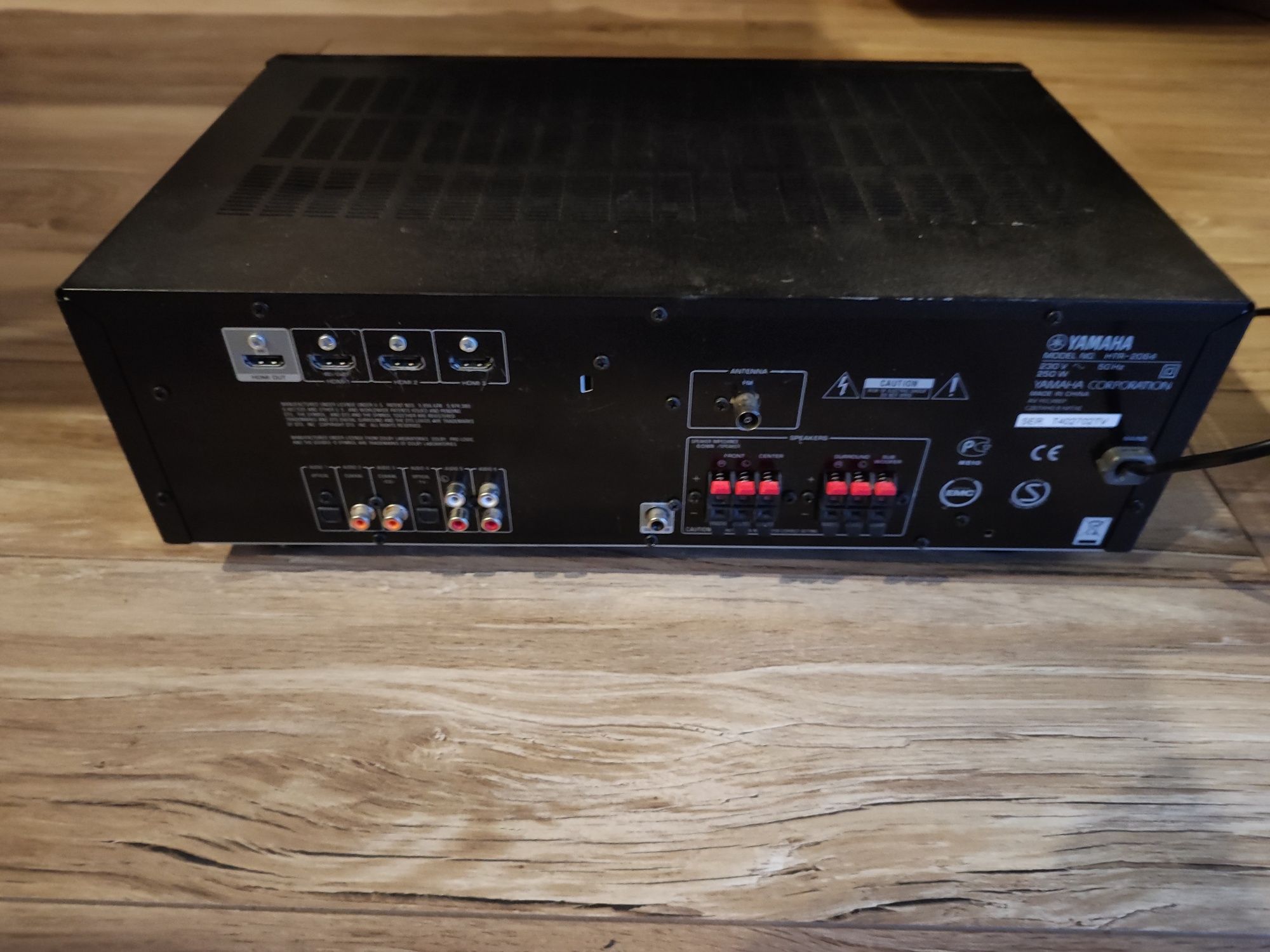 Wzmacniacz kino domowe Yamaha htr-2064