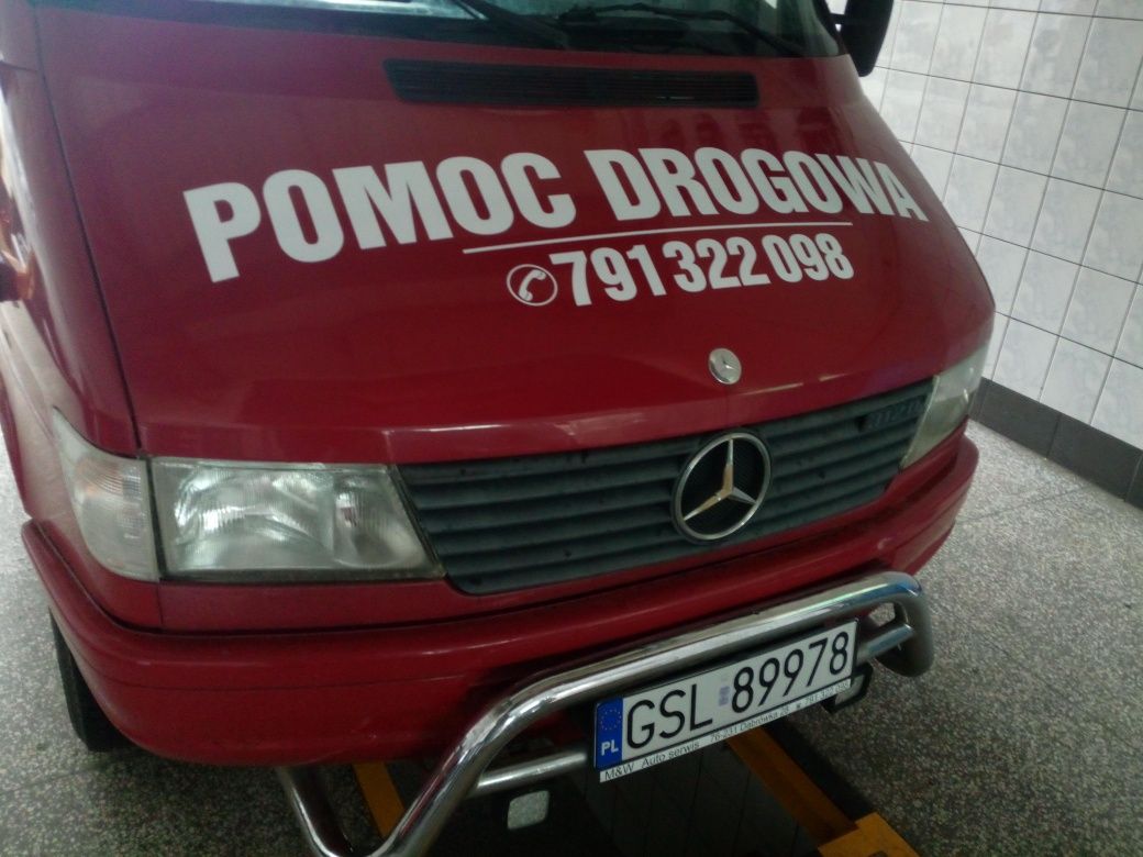 Auto Laweta Mercedes 2,9td