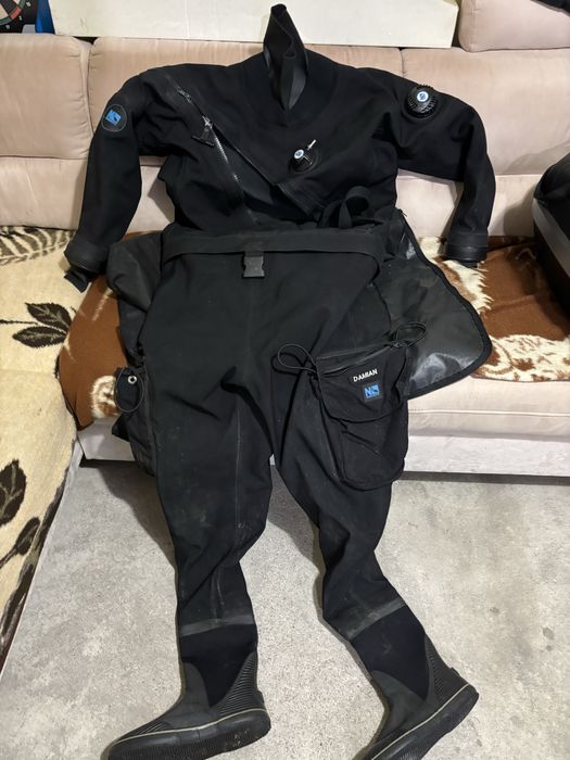 Suchy skafander no gravity