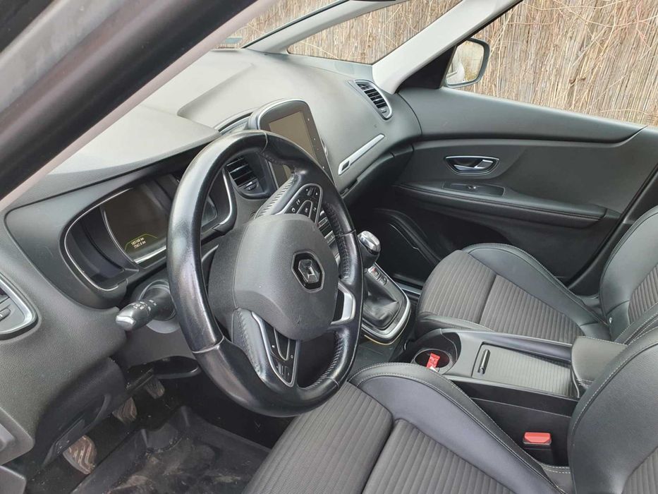 Renault Grand Scenic IV 2017