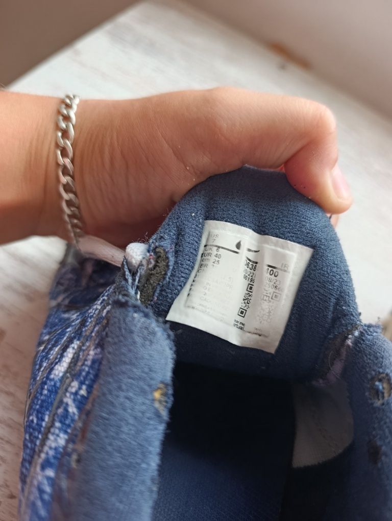 Vendo sapatilha Nike tn azul marinho em bom estado