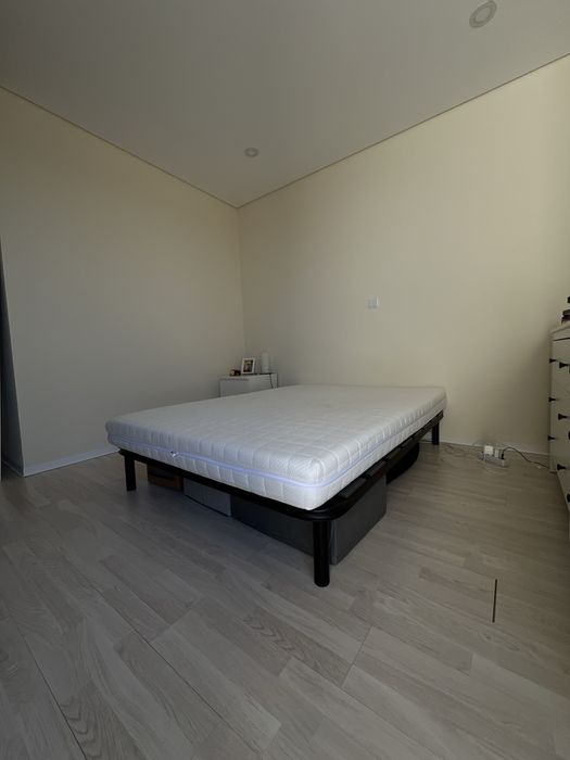Cama e Colchão Jysk Como novo
