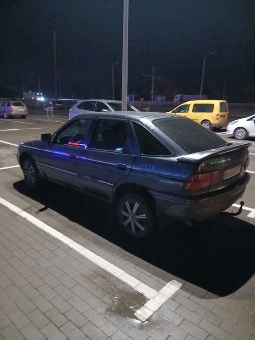 Продам форд эскорт