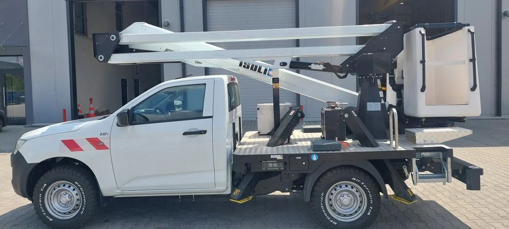 Isuzu DMAX  fabrycznie nowe z podnośnikiem KLUBB - ISOLI KAT 42 - HMF