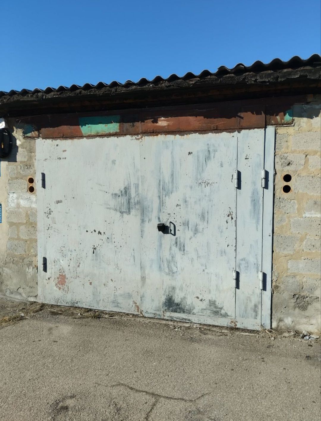 Власник.Продам гараж в кооперативі "Світанок" можна під бус
