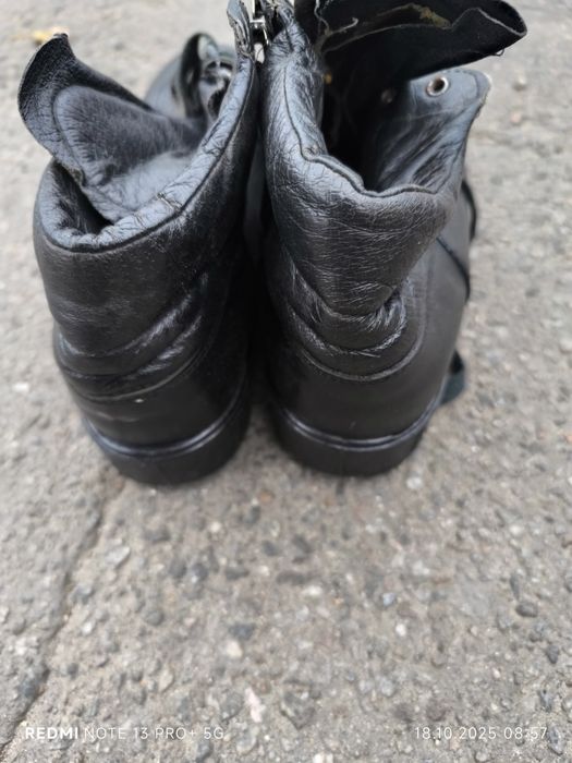 Продам ботинки кожаные размер 41