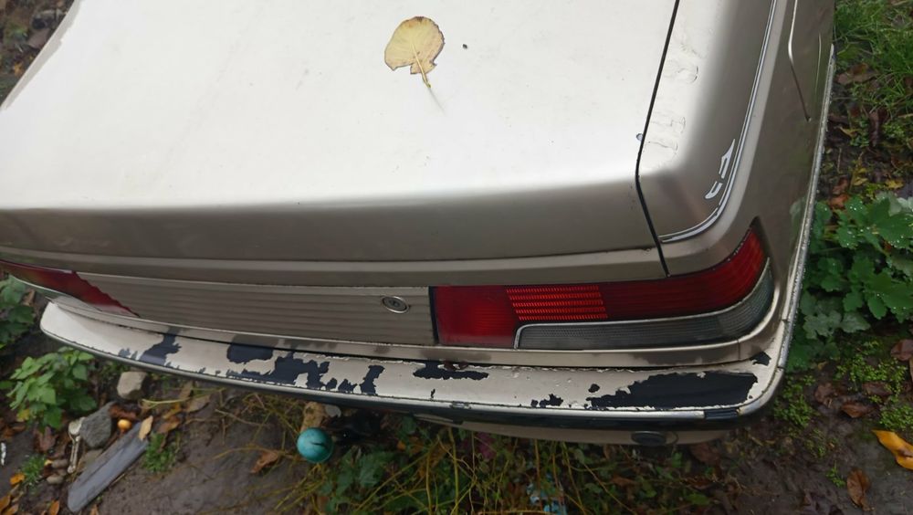 Продам пежо 405 на запчасти или ремонт