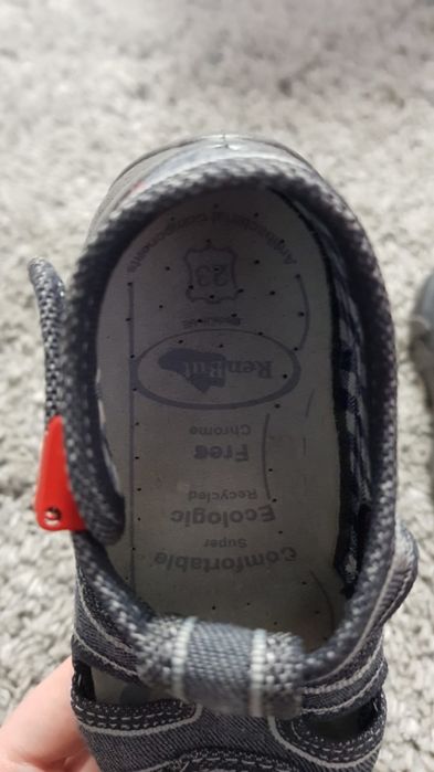 Kapcie sandałki RenBut rozmiar 23