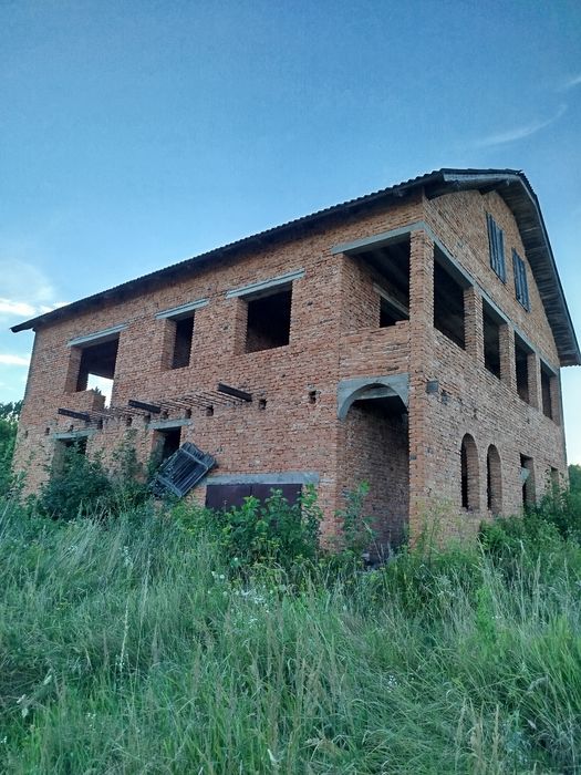 Продам незавершений будинок в Павлівці