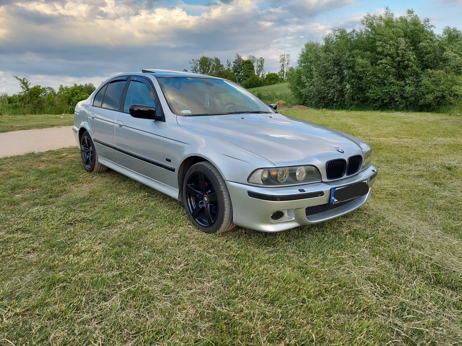 Bmw e39 525i 192 km. sedan