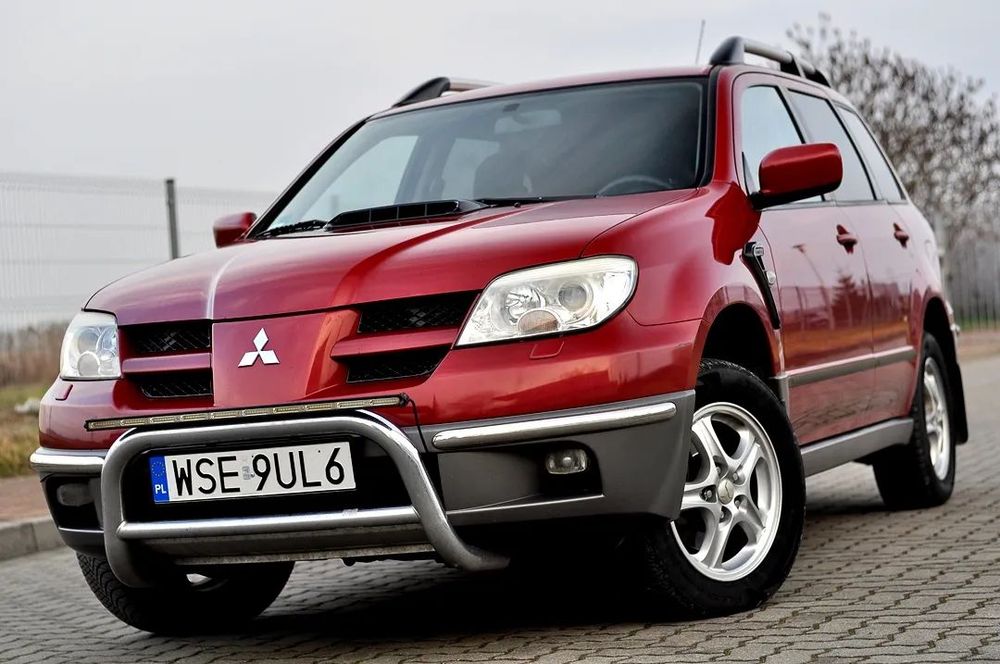 Mitsubishi Outlander KONKRET__ 2.0 + GAZ __Klima* Grzane fotele*