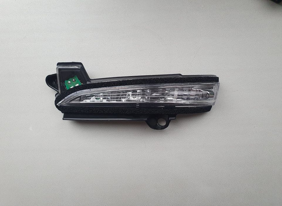 Повторювач повороту замок катафот кутик поворотник ford fusion