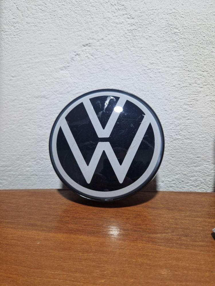 Емблема,значок Volkswagen ID4