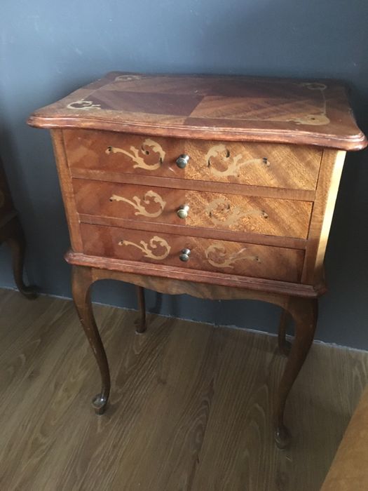 Zestaw mebli , połysk.