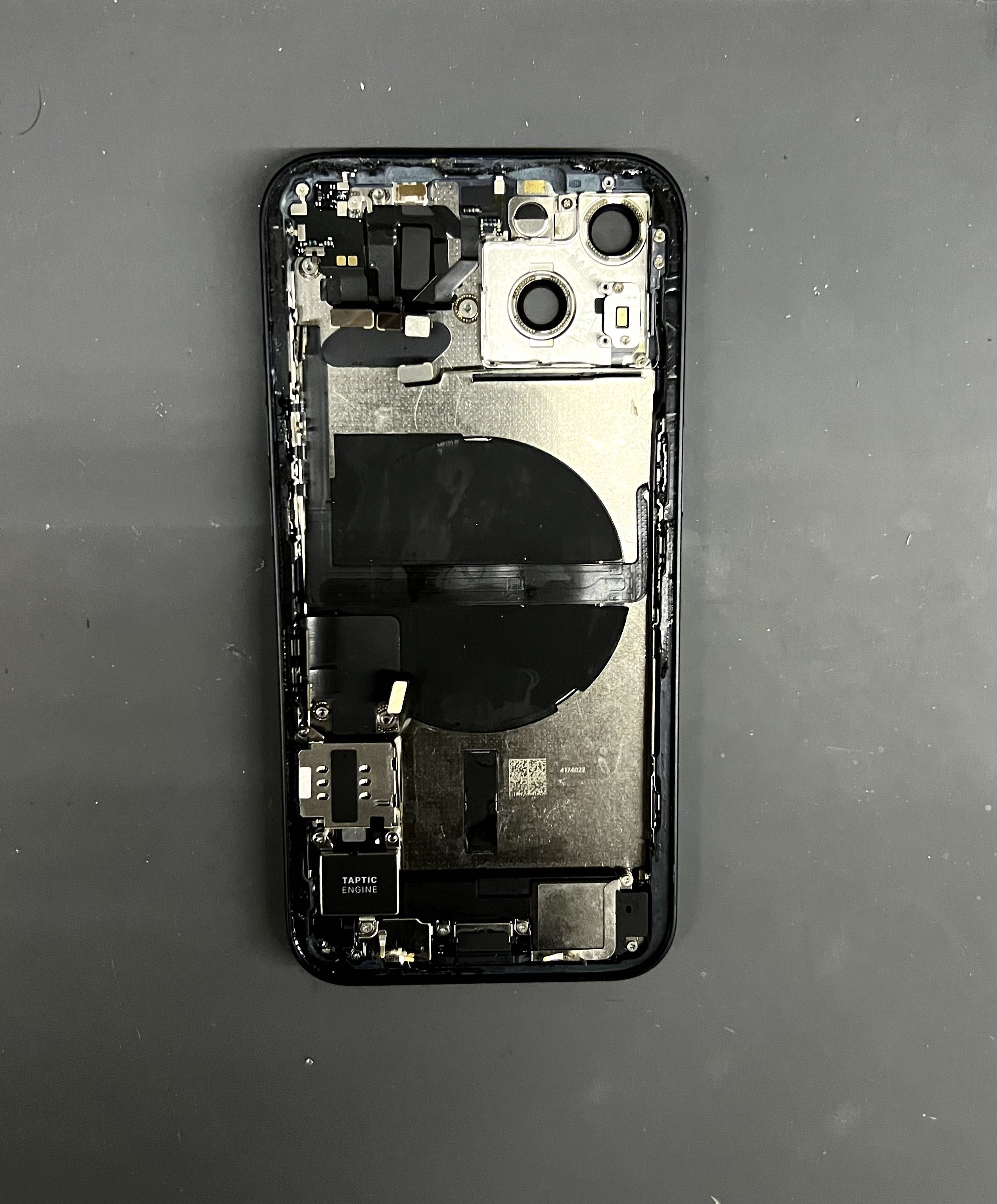 Oryginalny korpus z demontażu iPhone 13 Czarny uzbrojony