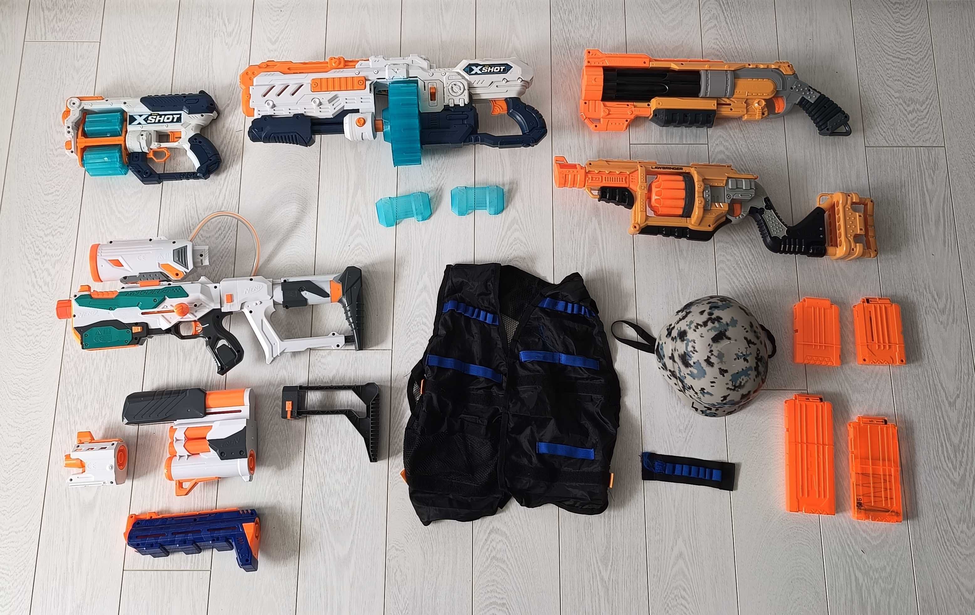 Wielki zestaw Nerf, karabiny, pistolet, strzelba, hełm