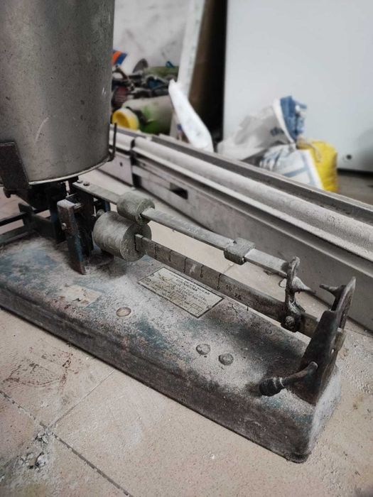 Balança decimal antiga