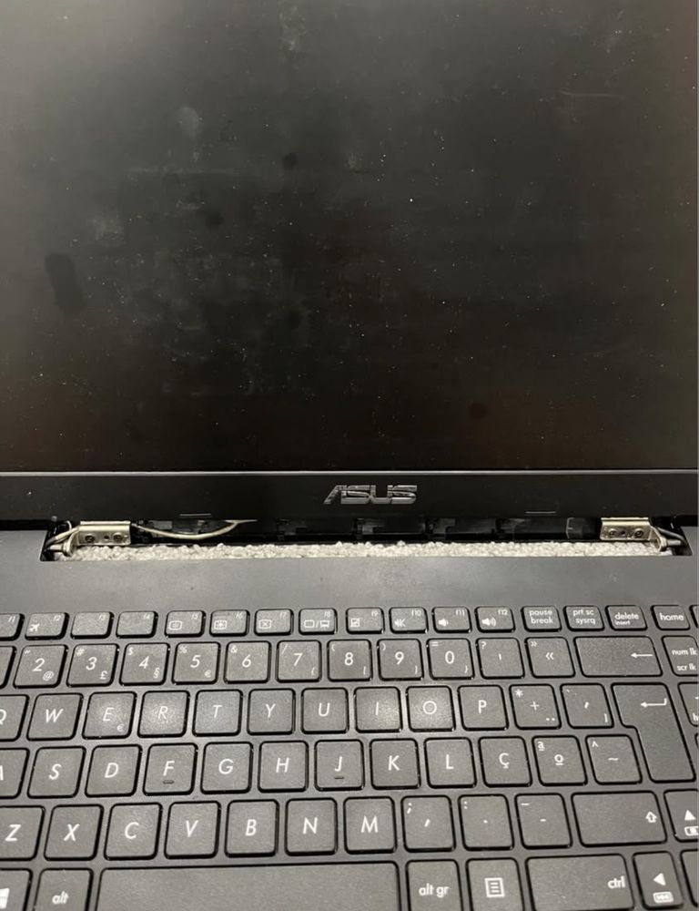 Portatil Asus x554L