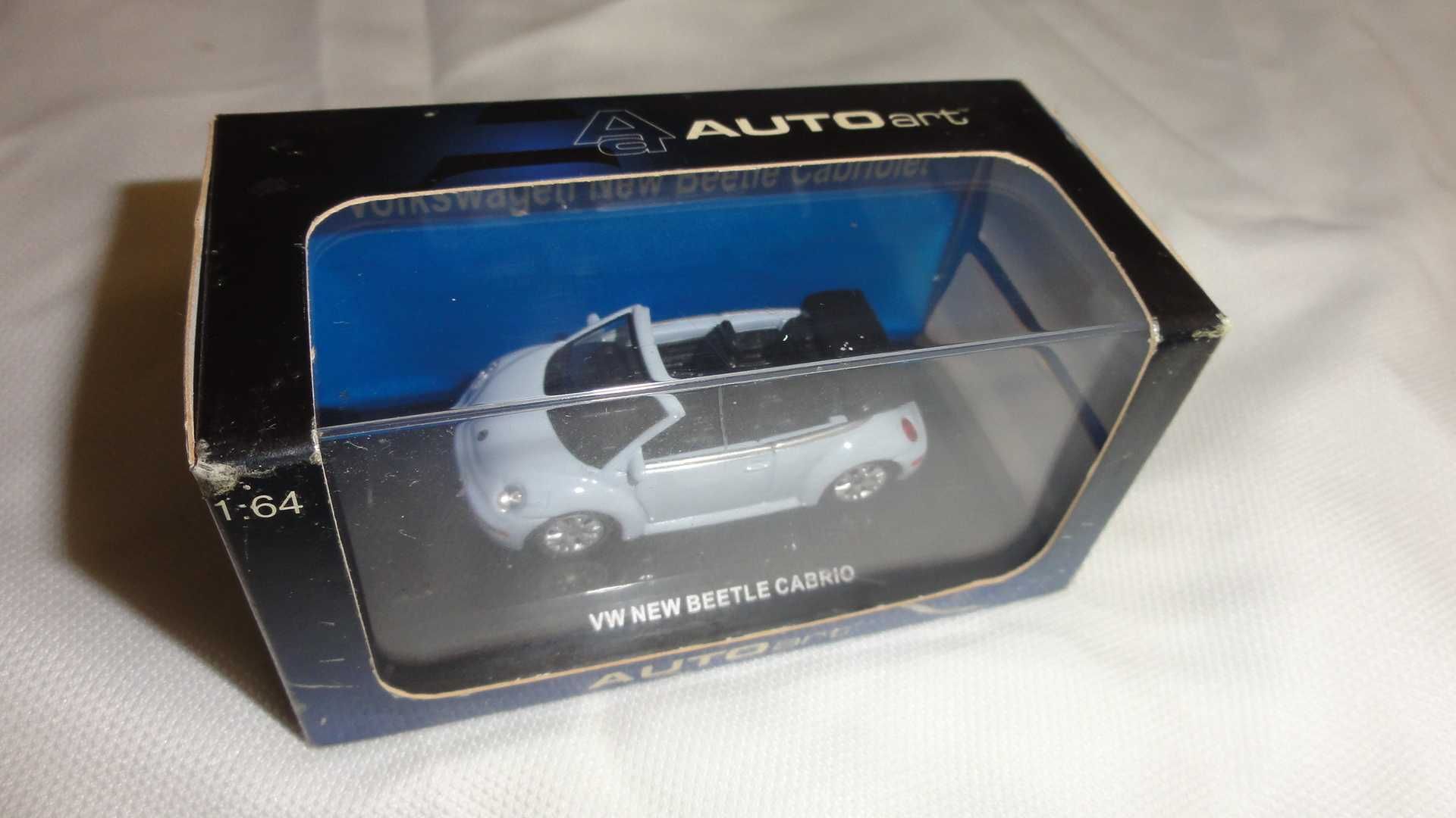 VW New Beetle Cabrio - AUTOart - NOWY model