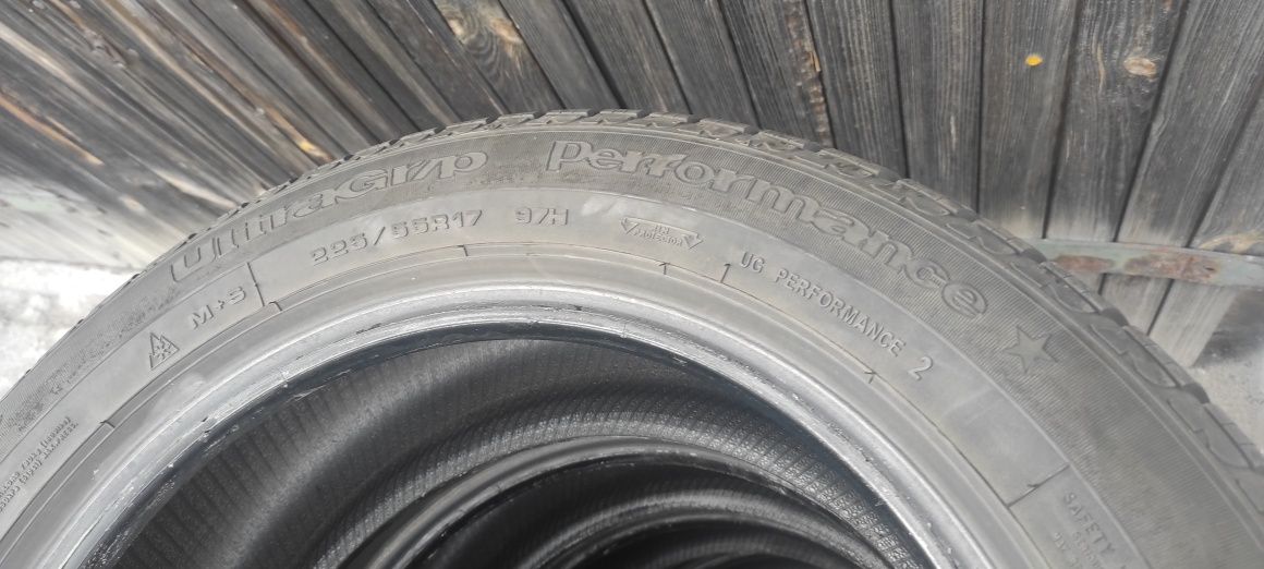 Opony zimowe z 2015r 5mm 225/55/17 Goodyear 5N4,4