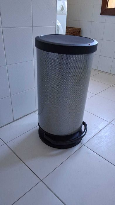 Lixo / Lixeira com pedal