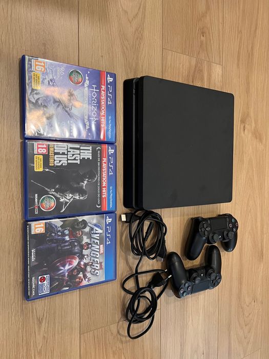 PlayStation 4 - Slim - 1 TB