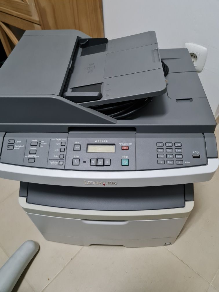 Impressora profissional Lexmark X363dn
