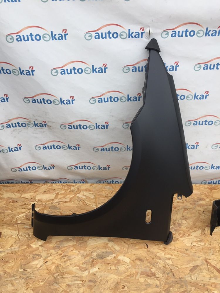 Крило Ford C-MAX / Focus C-Max ліве / праве
