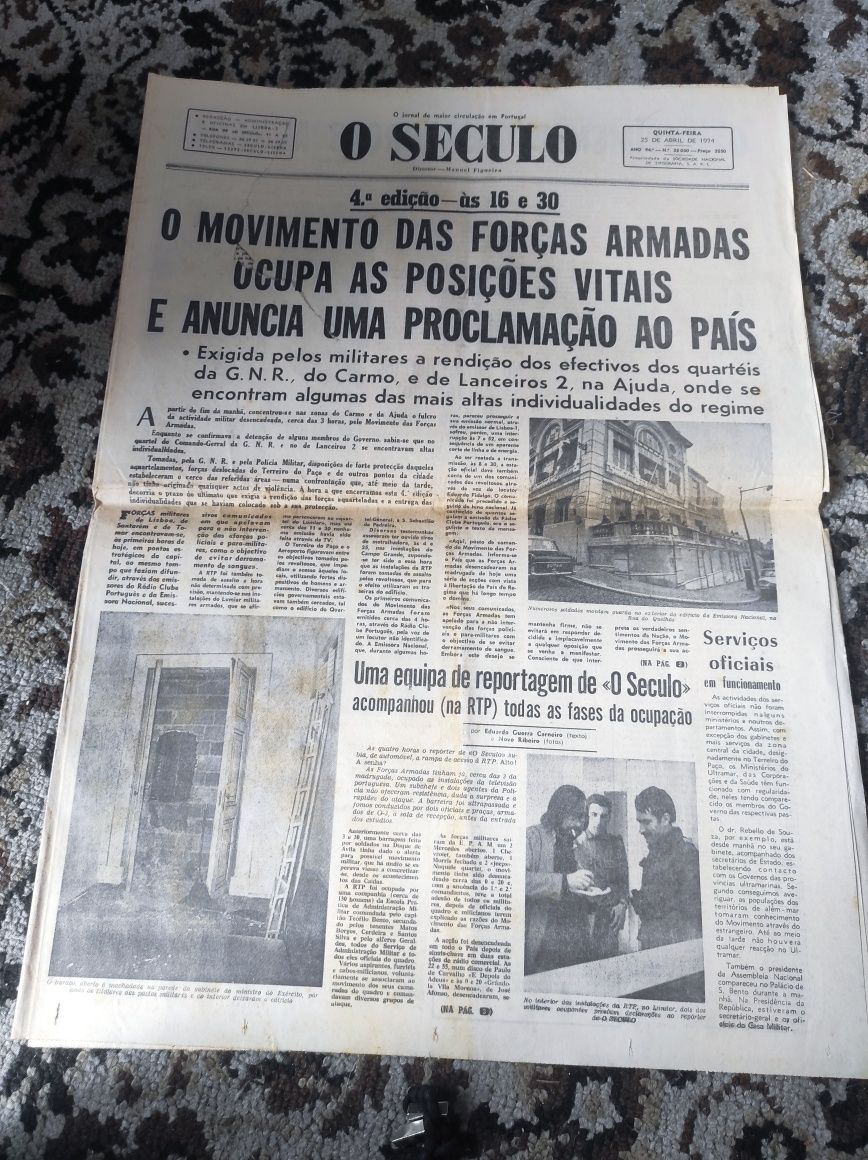 Jornais 25 de abril de 1974