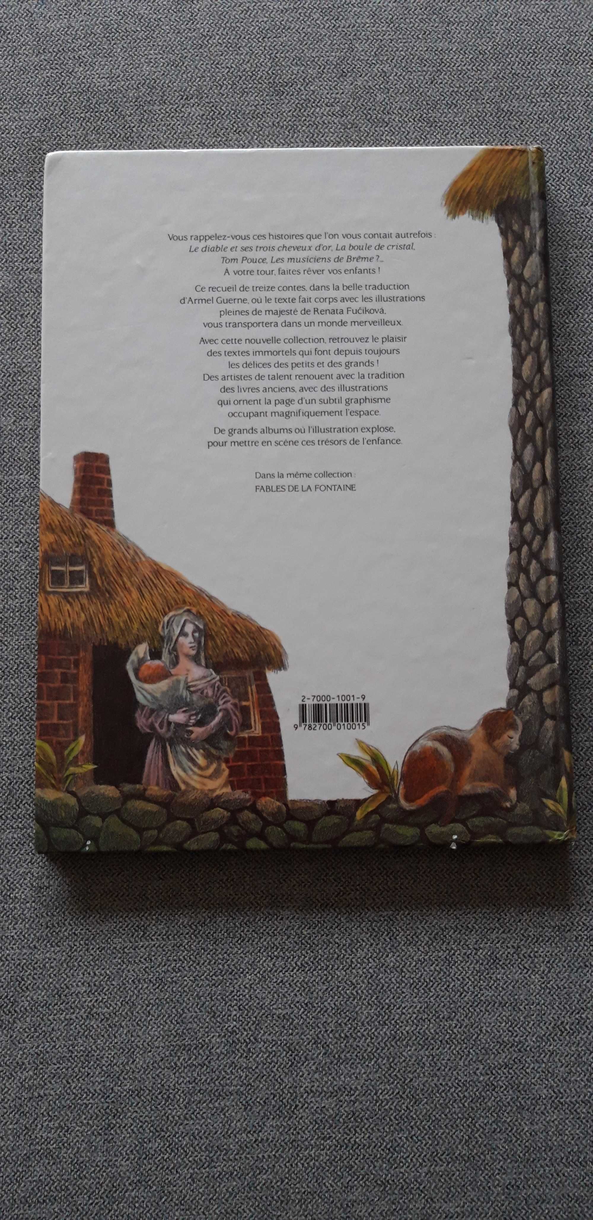 Livro em francês "Contes de Grimm"