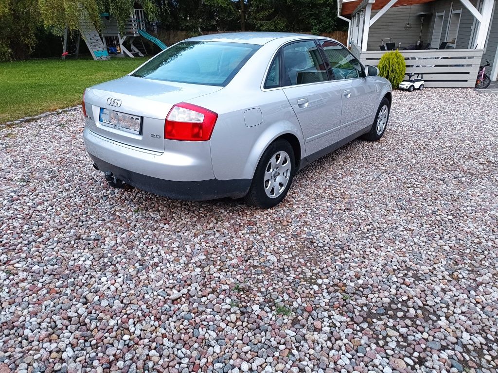Audi a4b6 2.0+LPG sekwencja Hak Sprawna klima OC i przegląd na rok