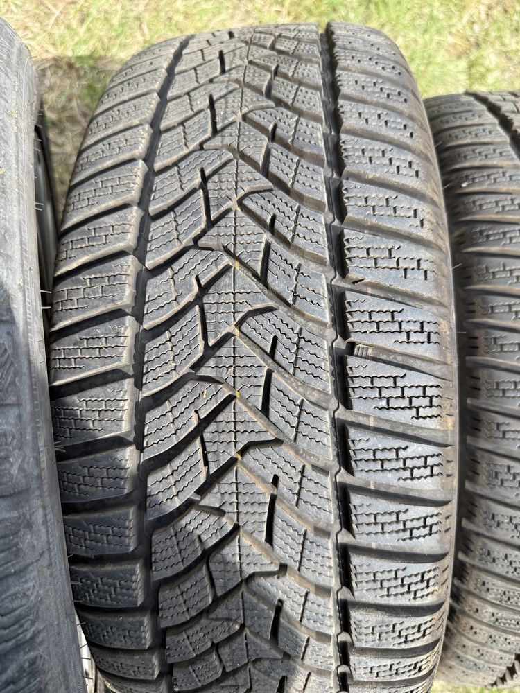 Opony/ Koła ZIMOWE 225/45/R17 Nokian/ Dunlop