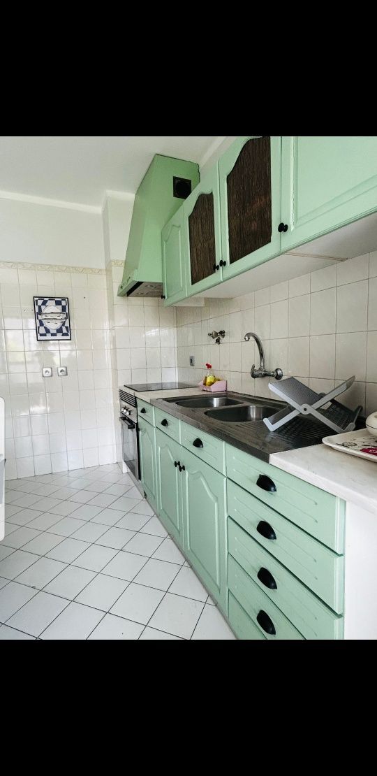 Faro | A partir de 01 out. 2025 | Quarto individual p/ rapariga