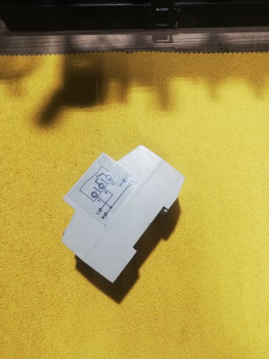 Реле напряжения 63а digiTOP